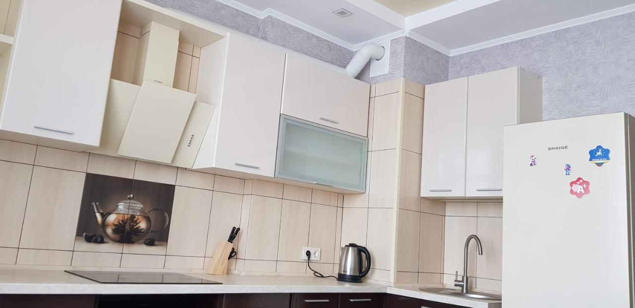 Панарамный Вид 25 Этаж В Бизнесс - Классе Kharkiv Extérieur photo